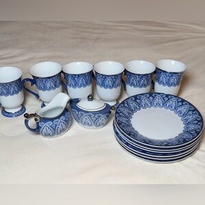 Bombay Vintage 1980’s Blue & White Tea Set 6 Mugs, Sugar & Creamer, & 6 Plates